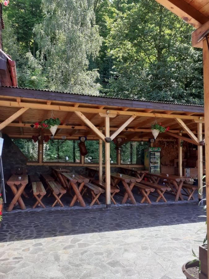 Cabana Rausor Къмпулунг Екстериор снимка